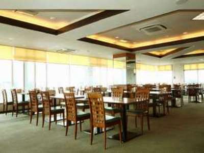 โรงแรม คะเนะฮิเดะ ออนนะ มารีน วิว พาเลซ 3*